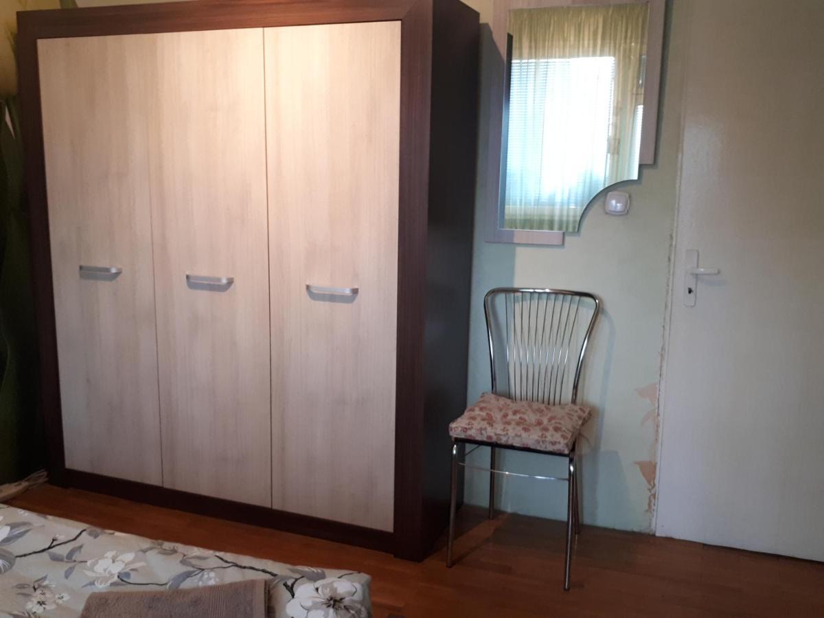 2 Bedrooms With Private Bath And Balcony Near The Airport โซเฟีย ภายนอก รูปภาพ